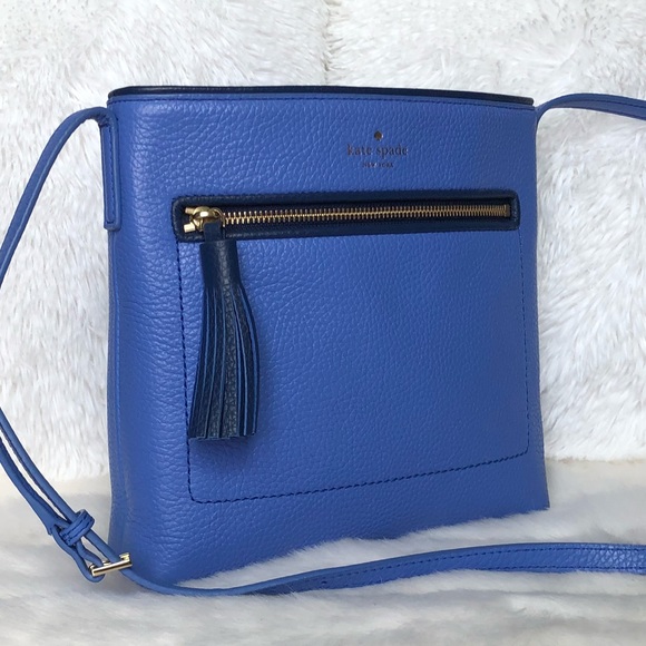 kate spade Handbags - ⭐️Kate Spade Blue Leather Crossbody